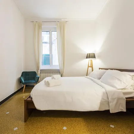 Vivo - Aquarium 3' | 1br | Wifi | Center *