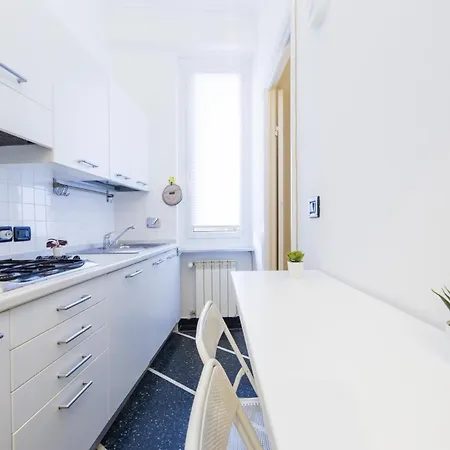 Vivo - Aquarium 3' | 1br | Wifi | Center *